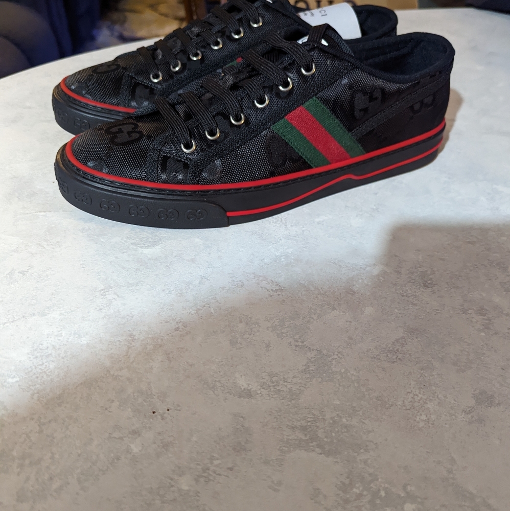 Shoes - Picture 3 of 7